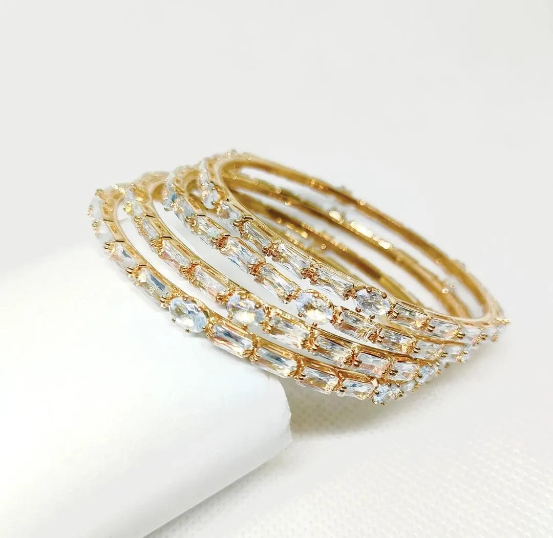 4 Pcs Gold Tone Black White Bangle Set for Women