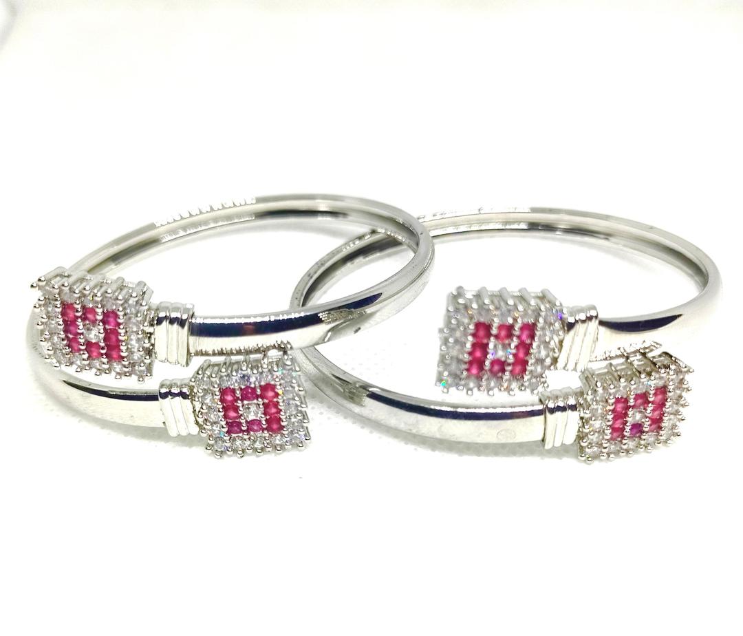 2 Pcs Red Black White Alloy Kara Bangle Bridal Party Wear